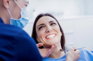 Professional Teeth Bleaching: Transforming Your Smile with the Expertise of Dentists and Orthodontists